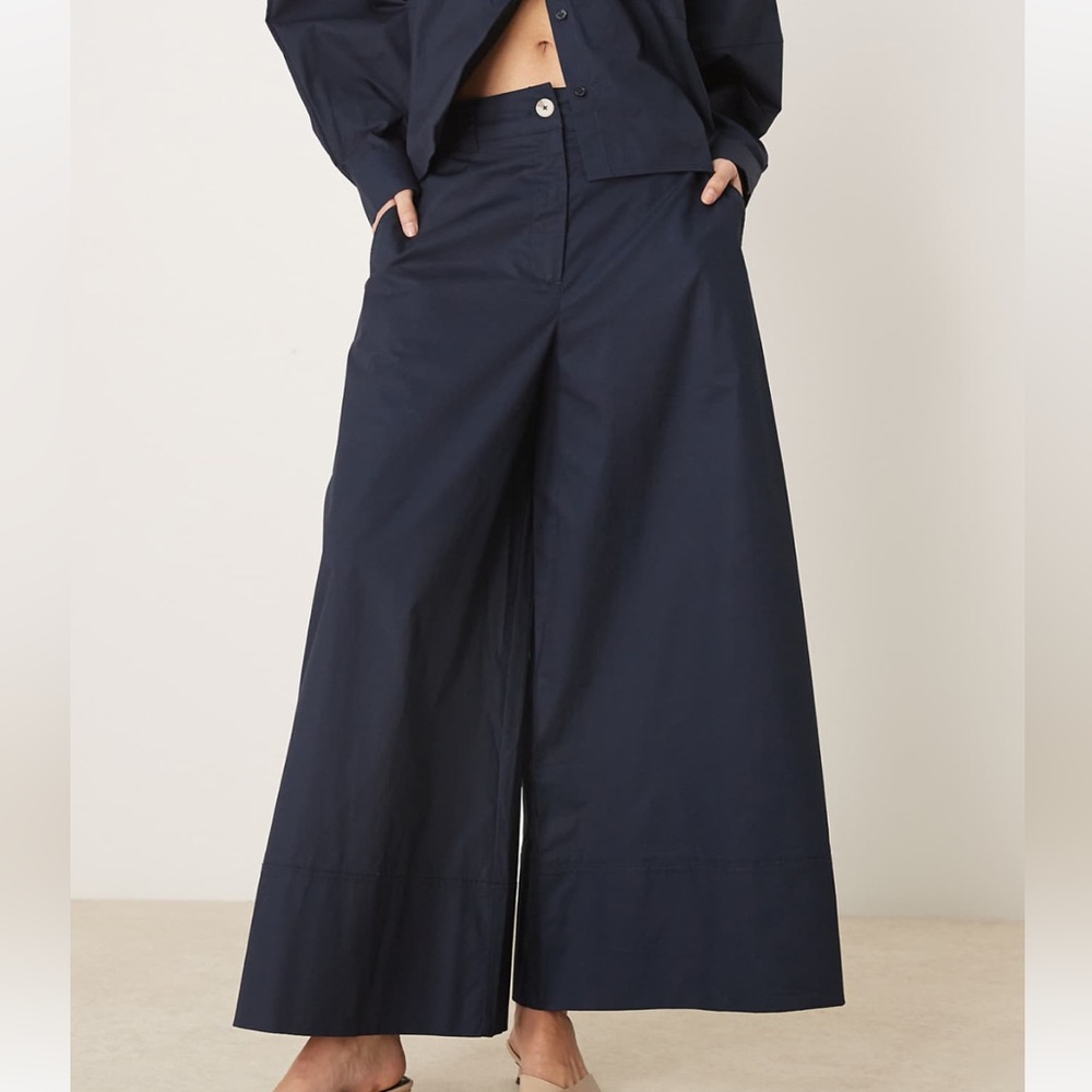 Women's Navy Blue Wide-Leg Parachute Pants